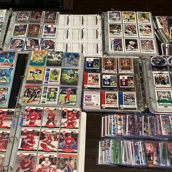 HUGE ROOKIE TRADING CARD LOT - Hundreds of Modern Rookie Cards - Many Sports - Picture 16 of 16